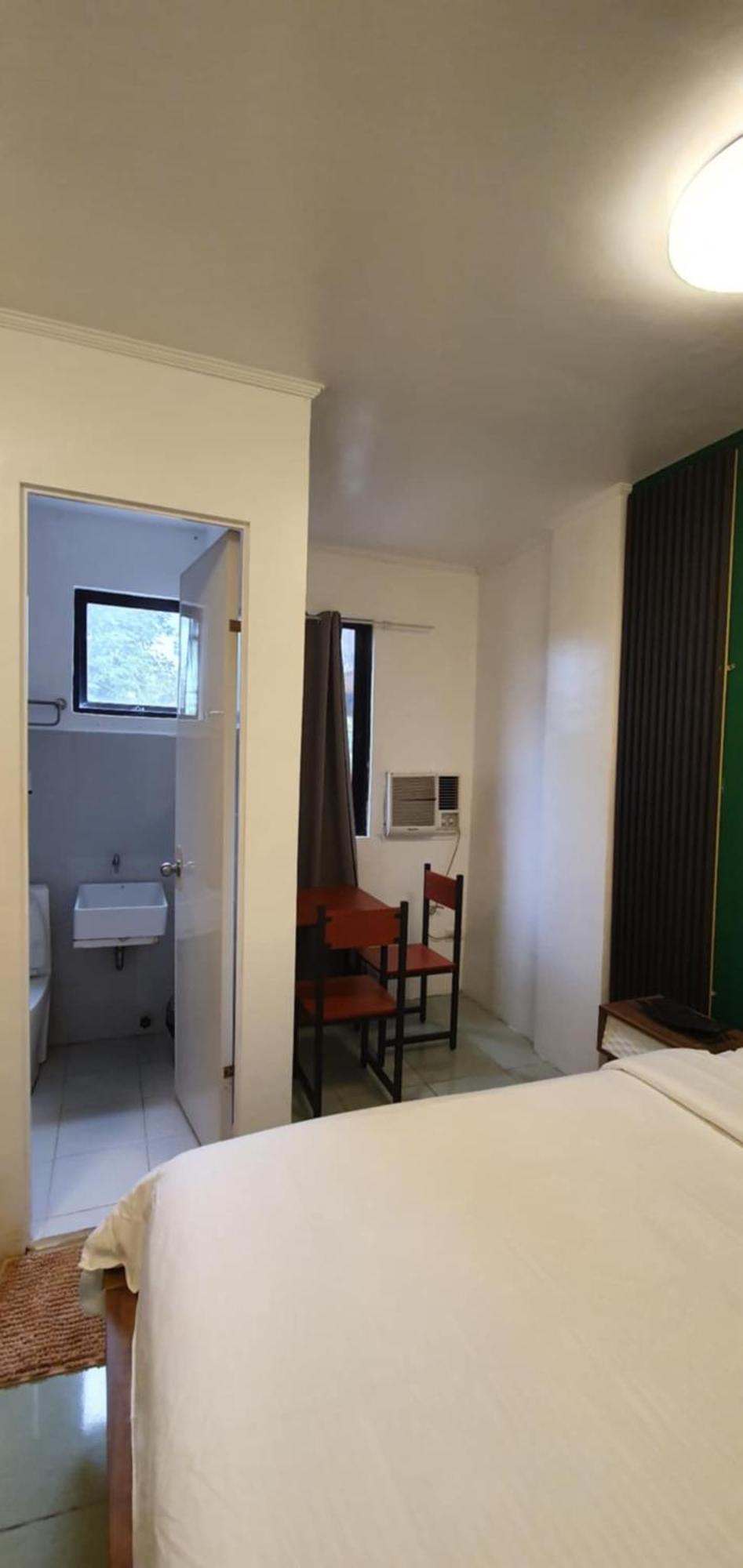 Aj Tourist Inn Coron Exteriör bild