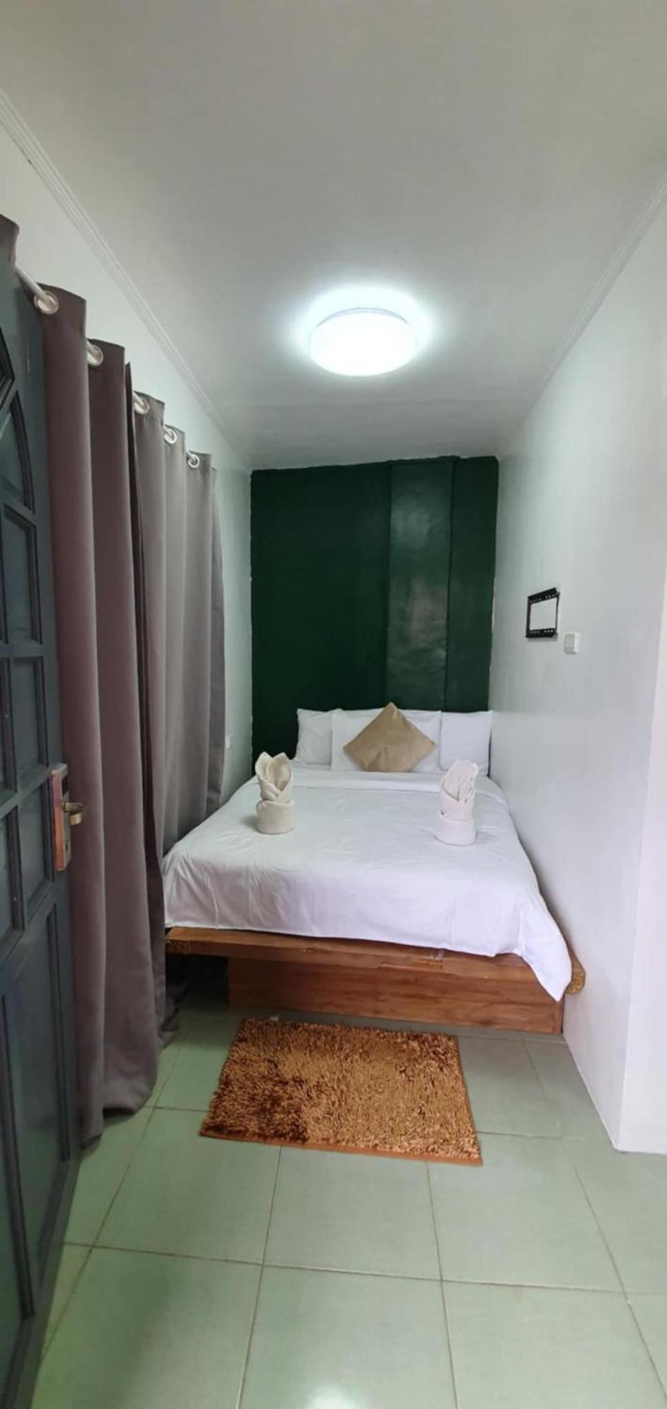 Aj Tourist Inn Coron Exteriör bild