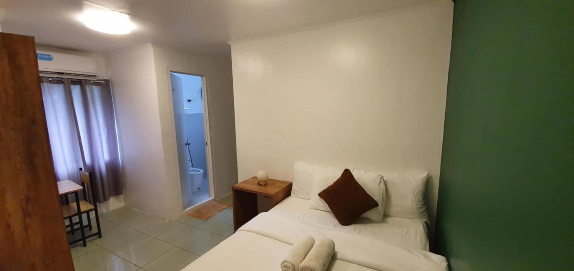 Aj Tourist Inn Coron Exteriör bild