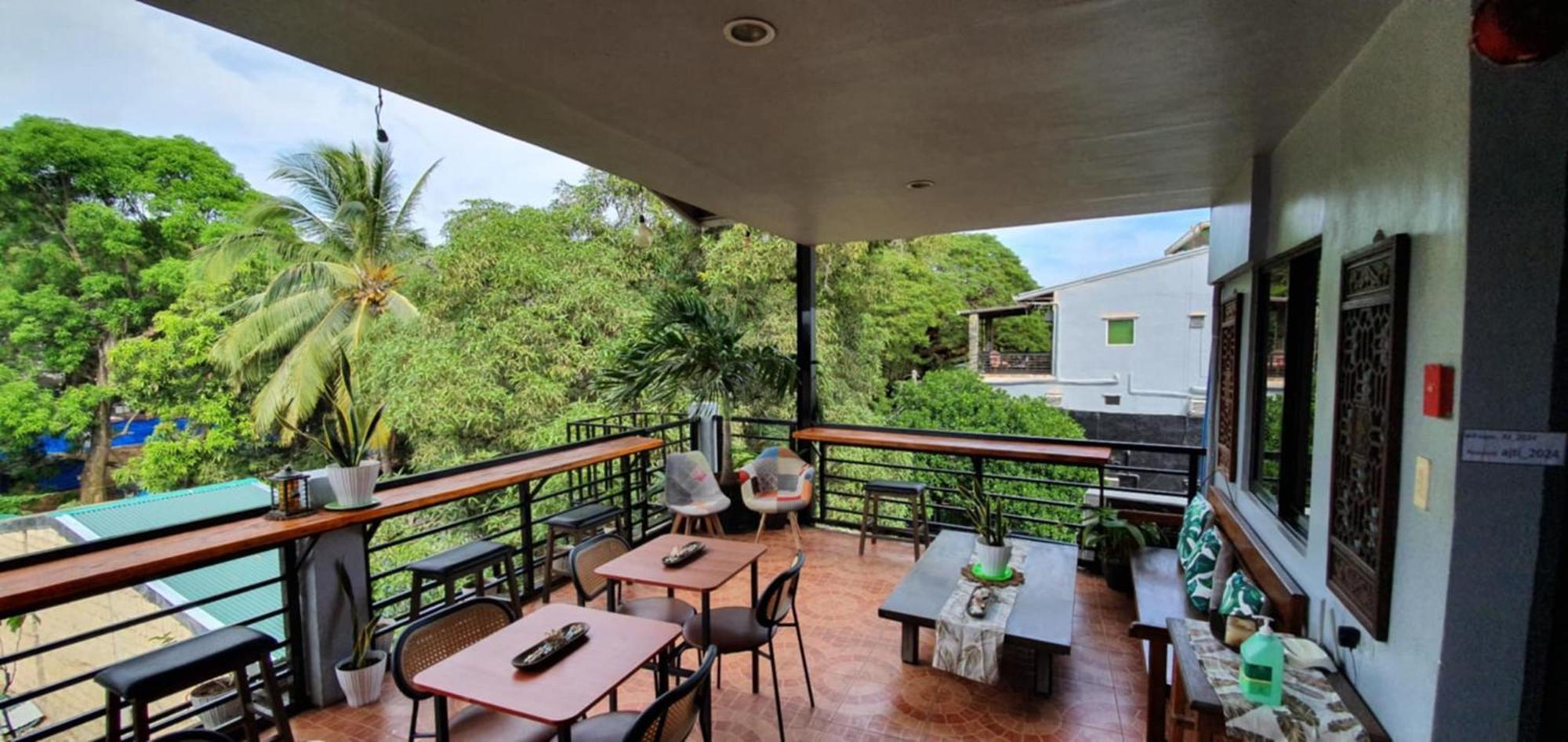 Aj Tourist Inn Coron Exteriör bild